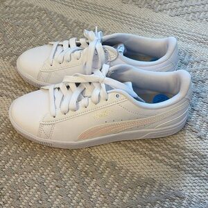 Women’s Puma Sneakers